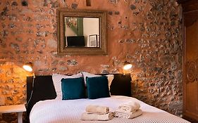 Clementines House Honfleur